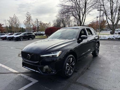 2026 Volvo XC60 B5 Core