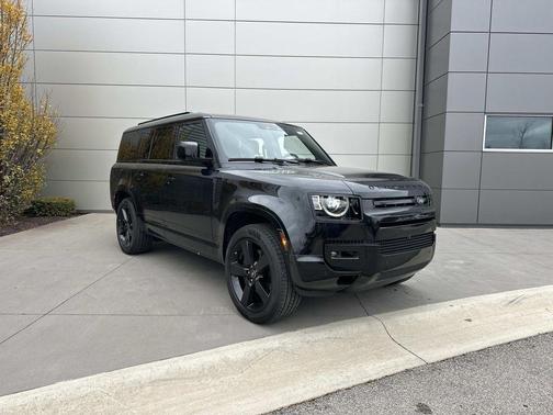 2025 Land Rover Defender 130 P400 X-Dynamic SE