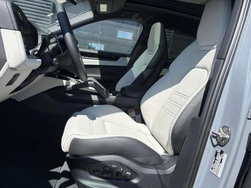 2026 Porsche Cayenne S