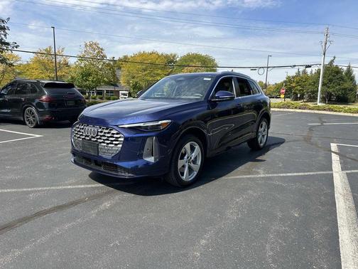 2025 Audi Q5 Premium Plus