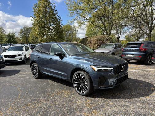 2026 Volvo XC60 B5 Ultra