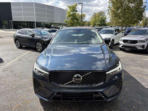 2026 Volvo XC60 B5 Ultra