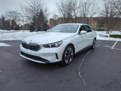 2025 BMW 530 i xDrive