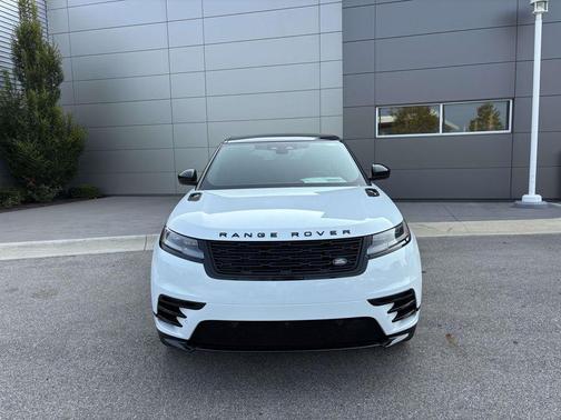 2026 Land Rover Range Rover Velar P250 SE R-Dynamic