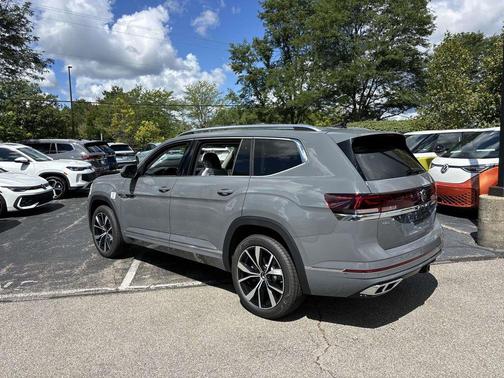 2026 Volkswagen Atlas 2.0T SEL Premium R-Line 4MOTION