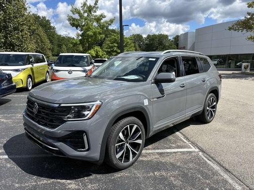 2026 Volkswagen Atlas 2.0T SEL Premium R-Line 4MOTION