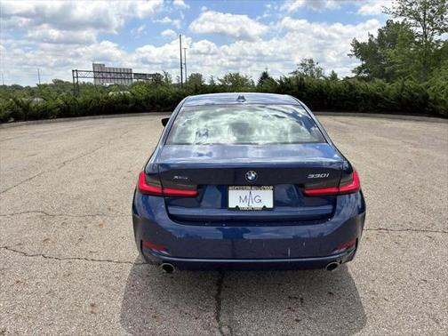 2024 BMW 330 i xDrive