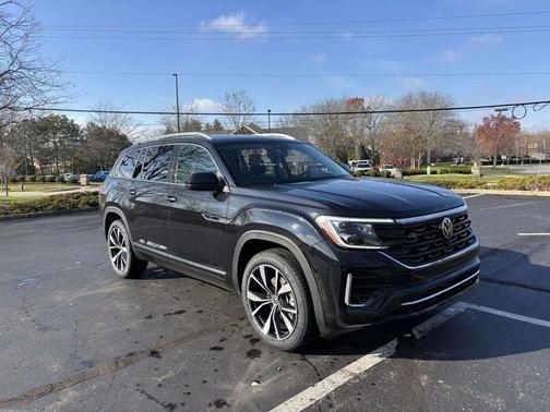 2026 Volkswagen Atlas 2.0T SEL Premium R-Line 4MOTION