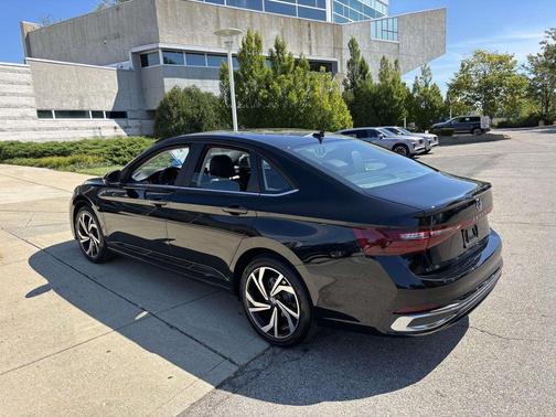 2025 Volkswagen Jetta 1.5T SEL