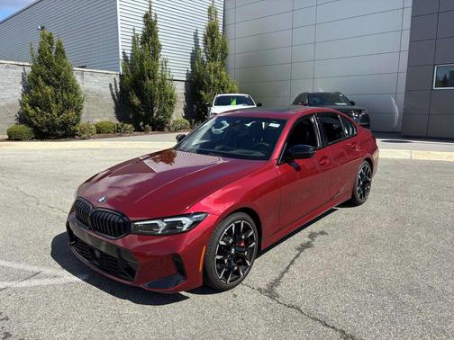 2025 BMW 330 i xDrive