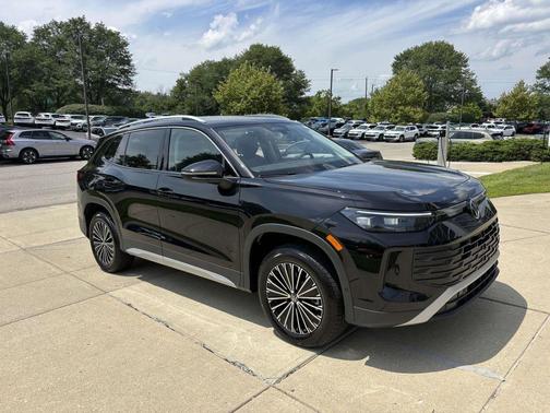 2025 Volkswagen Tiguan 2.0T S 4MOTION