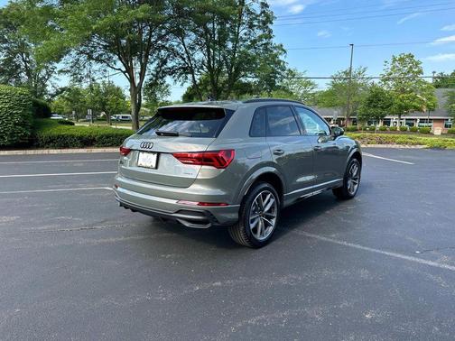 2025 Audi Q3 Premium 45 TFSI S line quattro Tiptronic