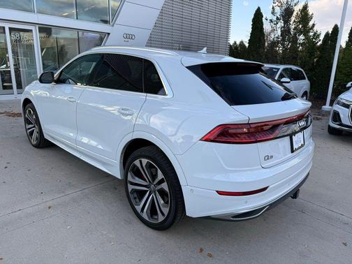 2019 Audi Q8 3.0T Premium Plus