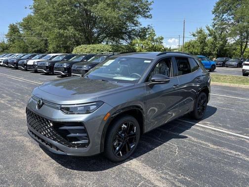 2025 Volkswagen Tiguan 2.0T SE R-Line Black 4MOTION