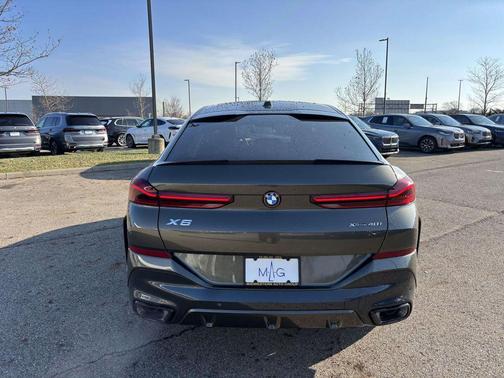 2026 BMW X6 xDrive40i