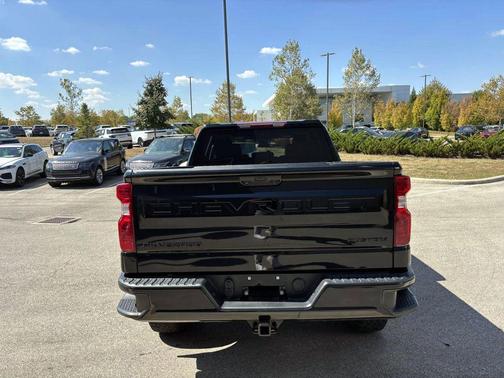 2023 Chevrolet Silverado 1500 Custom Trail Boss