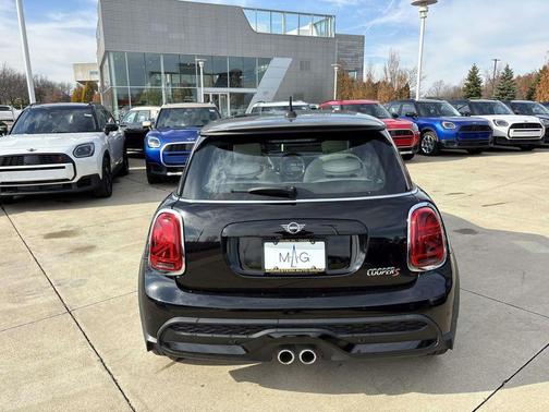 2022 MINI Hardtop Cooper S