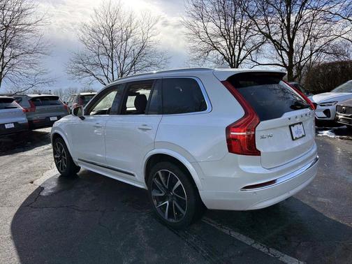 2024 Volvo XC90 B6 Plus Bright Theme 7-Seater