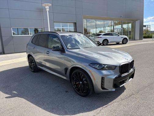 2026 BMW X5 M60i