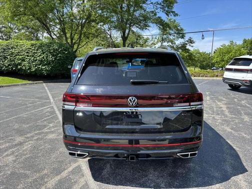 2025 Volkswagen Atlas 2.0T SEL Premium R-Line 4MOTION