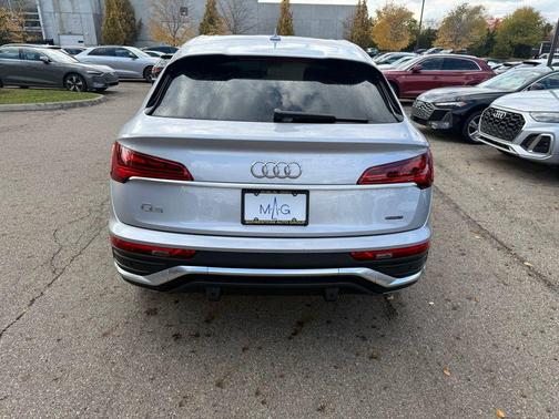 2022 Audi Q5 45 S line Premium Plus
