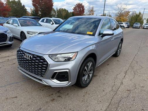 2022 Audi Q5 45 S line Premium Plus