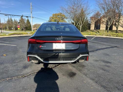 2026 Audi RS 7 4.0T Performance