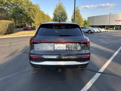 2025 Audi Q5 Premium Plus