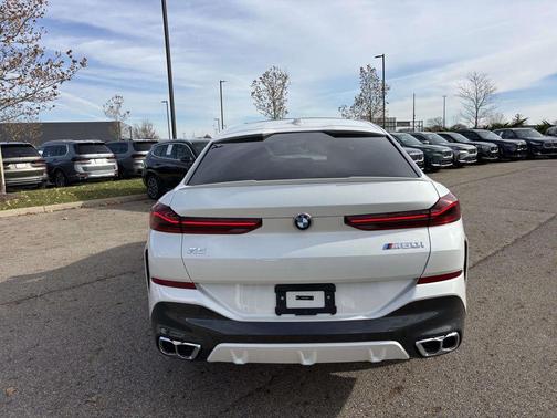 2026 BMW X6 M60i
