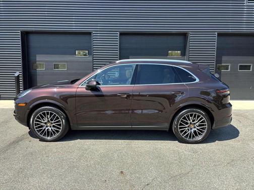 2019 Porsche Cayenne Base (Tiptronic)
