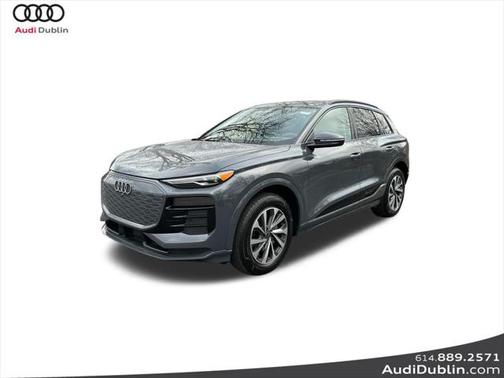 2025 Audi Q6 e-tron Premium quattro