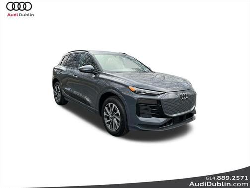 2025 Audi Q6 e-tron Premium quattro