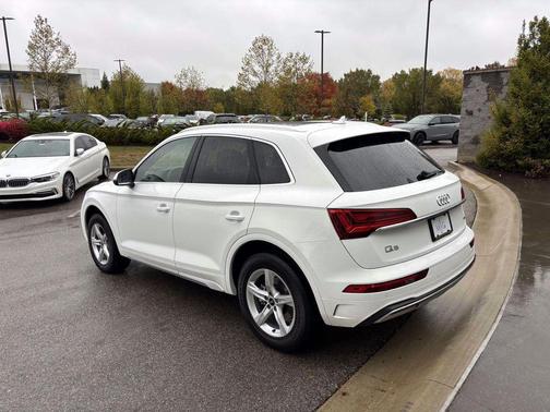 2023 Audi Q5 40 Premium