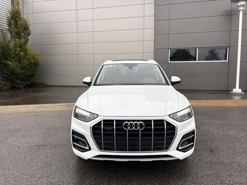 2023 Audi Q5 40 Premium