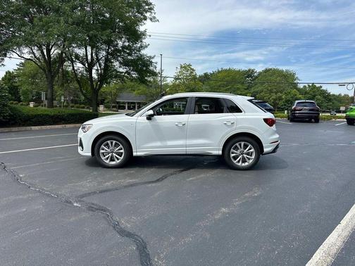 2025 Audi Q3 45 S line Premium Plus