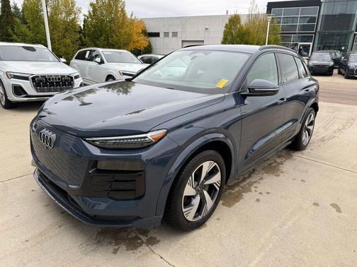 2025 Audi Q6 e-tron Prestige quattro