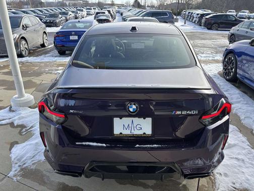 2026 BMW M240 i xDrive