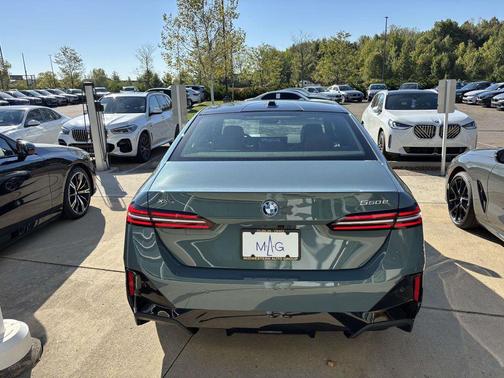 2026 BMW 550e 550e xDrive