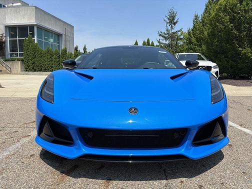 2025 Lotus Emira V6