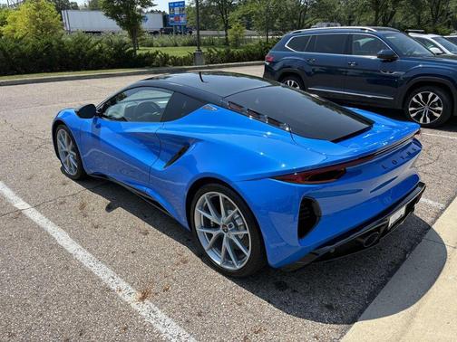 2025 Lotus Emira V6