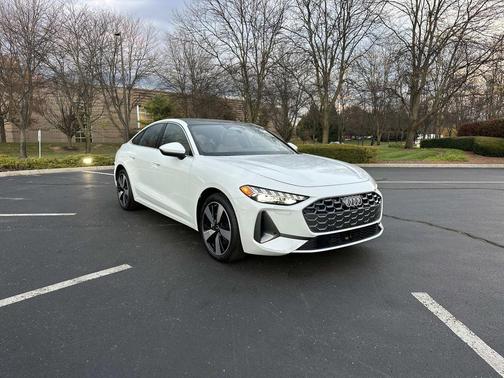 2025 Audi A5 Premium Plus TFSI quattro S tronic