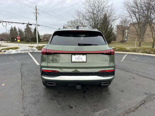 2025 Audi Q5 Premium Plus TFSI quattro S tronic