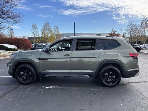 2026 Volkswagen Atlas 2.0T Peak Edition