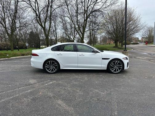 2024 Jaguar XF R-Dynamic SE P250 AWD Automatic
