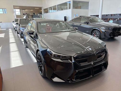 2026 BMW M5 Base