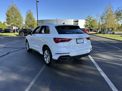 2025 Audi Q3 Premium 45 TFSI S line quattro Tiptronic