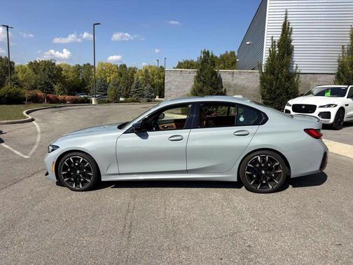 2025 BMW 330 i xDrive