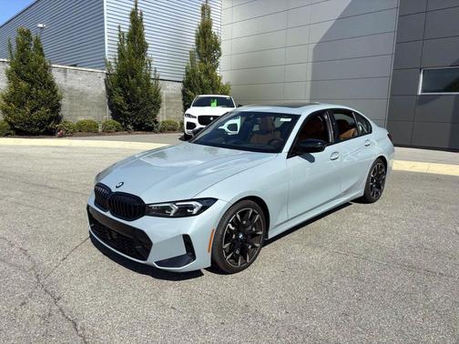 2025 BMW 330 i xDrive