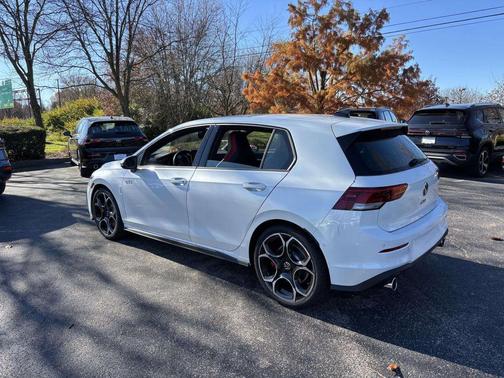 2026 Volkswagen Golf GTI 2.0T S DSG