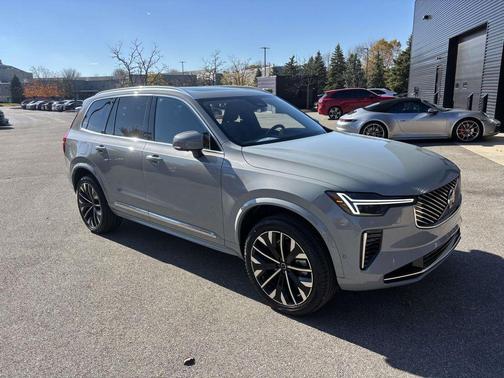 2026 Volvo XC90 B6 Ultra 7-Seater